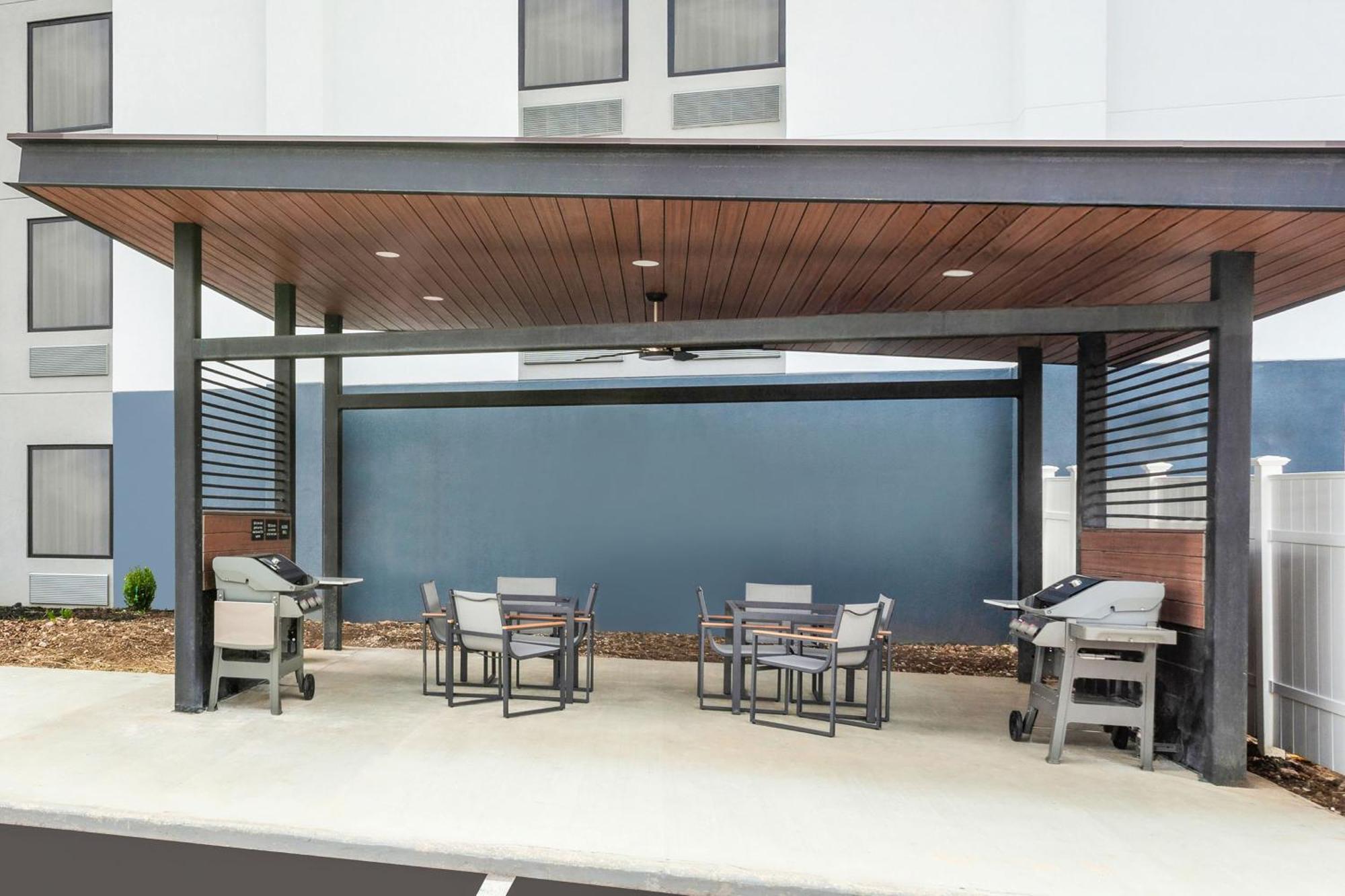 Candlewood Suites Columbus North, An Ihg Hotel Buitenkant foto