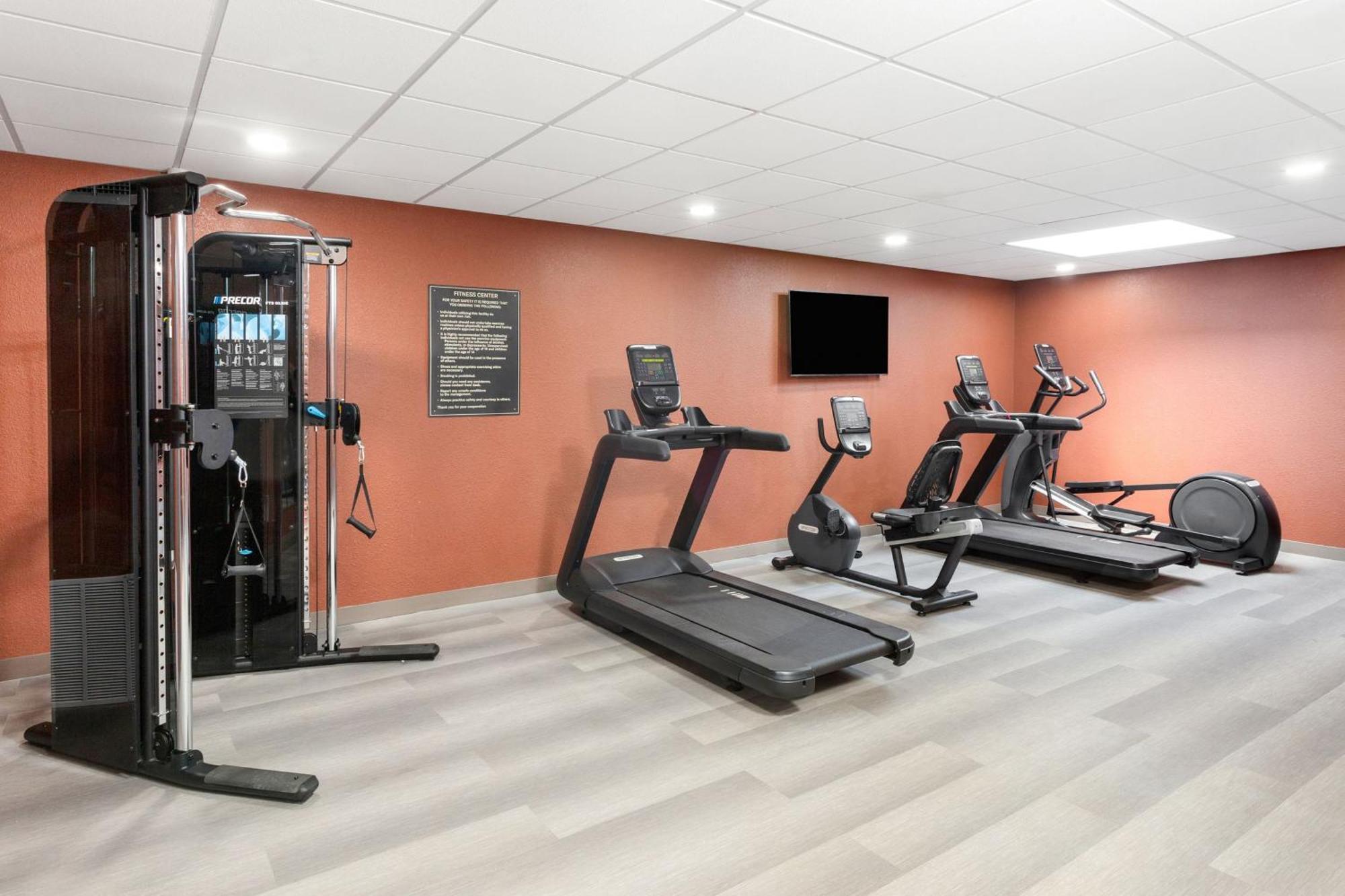 Candlewood Suites Columbus North, An Ihg Hotel Buitenkant foto